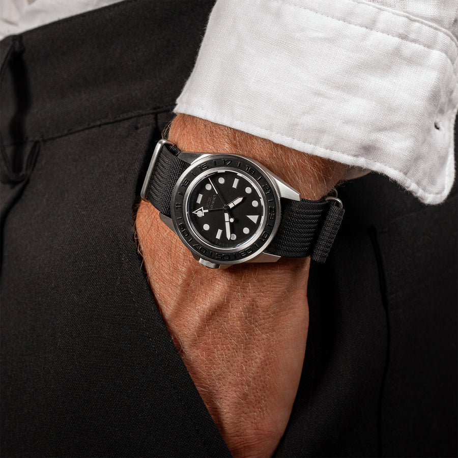 Modello Uno U1-GMT-AEB