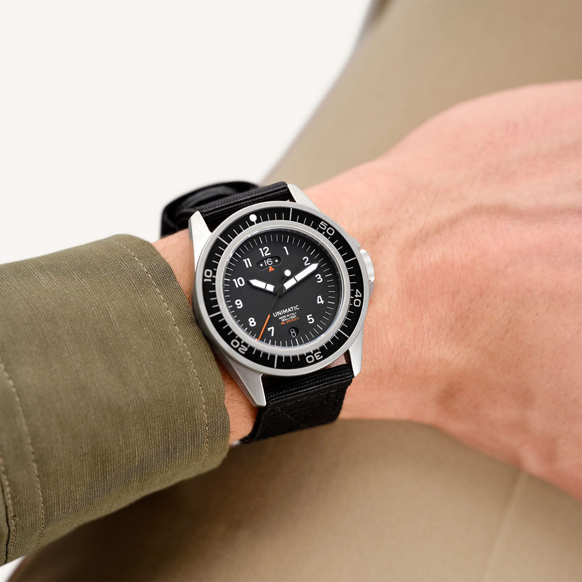 Modello Uno UT1-GMT